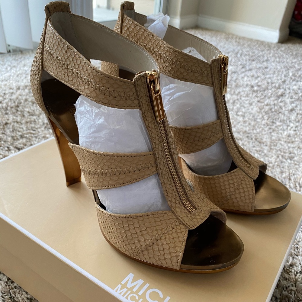 Michael korse embossed leather nude heels